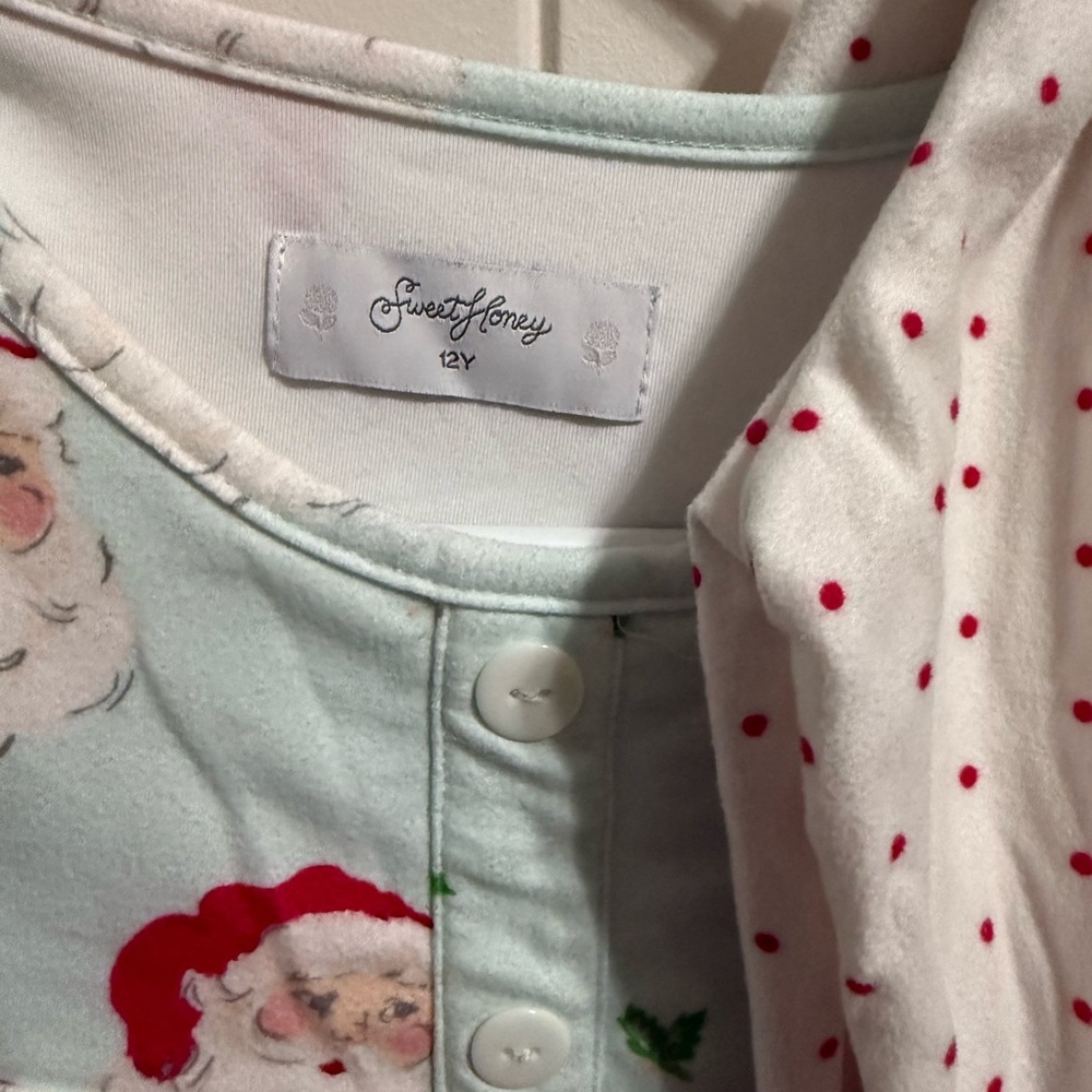 SweetHoney Santa Print Pajama Set - Mint Green and White. Siblings sets posted. - Picture 5 of 5